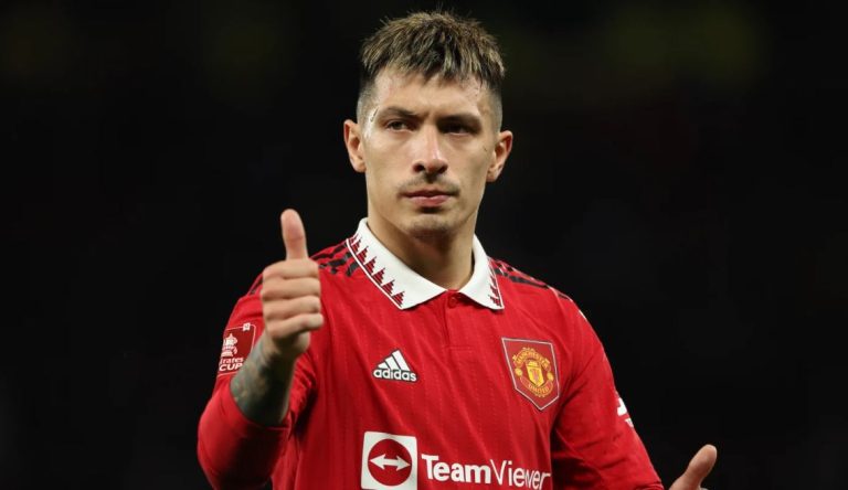 Lisandro Martinez tags Wout Weghorst as ‘Bobo’ or ‘Stupid’ upon arrival at Man United, revisiting the World Cup meltdown with Lionel Messi